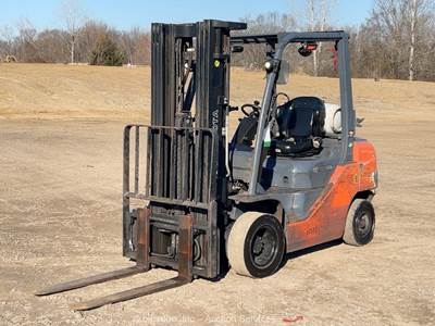 2019 Toyota 8FGU25 5,000 lbs Industrial Warehouse Forklift Lift Truck bidadoo