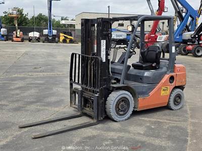 2018 Toyota 8FGU25 5,000 lb Class Warehouse Forklift Truck Dual Fuel bidadoo