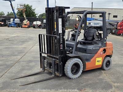 2018 Toyota 8FGU25 5,000 lb Class Warehouse Forklift Truck Dual Fuel bidadoo