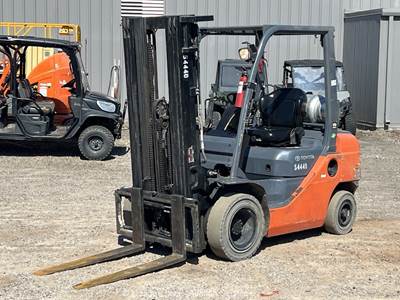 2018 Toyota 8FGU25 5,000 lbs Class Warehouse Forklift Lift Truck D/F bidadoo