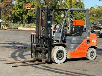 2017 Toyota 8FGU25 5,000lbs Class Warehouse Industrial Forklift Lift D/F bidadoo