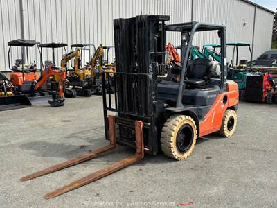 2018 Toyota 8FGU30 5,000 lb Class Forklift Warehouse Hydraulic Lift Tuck bidadoo