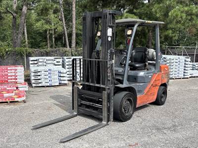 2016 Toyota 8FGU30 6,000 lbs Industrial Warehouse Forklift Truck LPG bidadoo