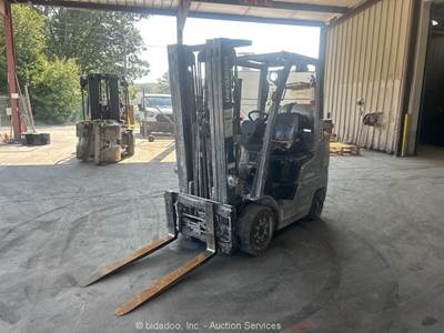2017 UniCarrier MCP1F2A25LV 5,000 lbs Warehouse Forklift Lift Truck LPG bidadoo