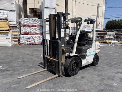 2015 UniCarriers MUJ1F2A28LV 5,050 lbs Industrial Forklift Truck LPG bidadoo