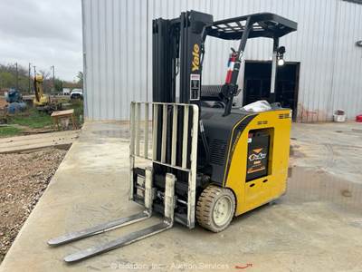 2022 Yale ECS040AD 4,000 lbs 3 Wheel 36V Electric Forklift Charging Kit bidadoo