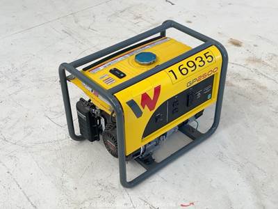 2022 Wacker Neuson GP2500 2,500 Watt Portable Generator 125V Gasoline bidadoo