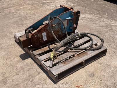 2019 Okada ORV550 Hydraulic Demolition Breaker Hammer Attachment bidadoo