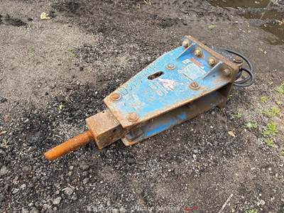 2020 Okada TOP35B Skid Steer Hydraulic Breaker Hammer Attachment Tool bidadoo