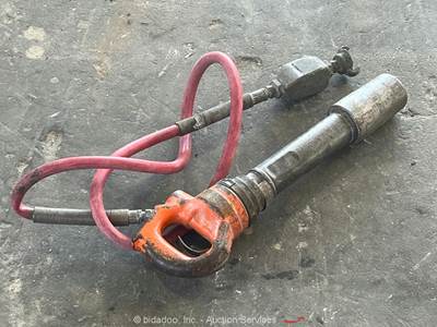 2021 Tamco RB133K Pneumatic 8" Rivet Buster Demo Breaker Hammer bidadoo