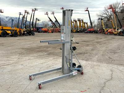 2020 Genie SLC-18 18' Superlift 650 lbs Material Hoist Lift Duct Jack bidadoo