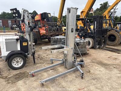 2022 Genie SLC-24 24' Superlift Material Hoist Lift Duct Jack 650lbs bidadoo