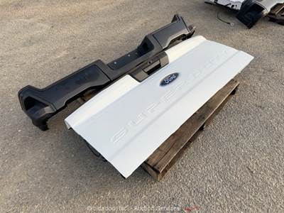 Ford F-Series Lot of (2) Pickup Truck Tail Gates Rear Bumpers Replacemen bidadoo