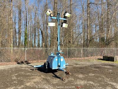 2006 Genie TML 30' Towable Light Tower 6kW Generator Trailer Deutz bidadoo