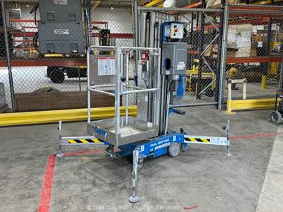 2017 Genie AWP-30S 30' Electric Vertical Mast Lift Man Portable Aerial bidadoo