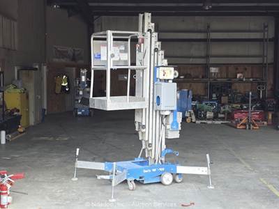 2018 Genie AWP-30S 30' Electric Mast Lift Portable Man Aerial Push bidadoo