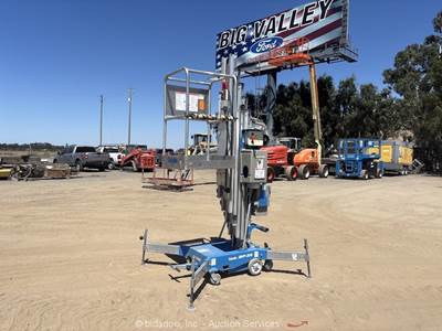 2018 Genie AWP-30S 29' Electric Mast Lift Portable Man Aerial Push bidadoo