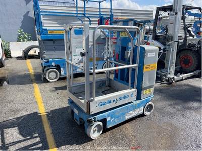 2017 Genie GR-12 12' Electric Vertical Mast Lift Personnel Man -Parts/Repair