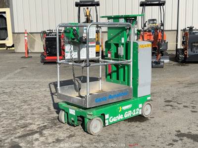 2019 Genie GR-12 11' Electric Vertical Mast Lift Personnel Man bidadoo -Repair