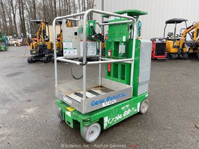 2017 Genie GR-12 12' Electric Vertical Mast Lift Personnel Man Aerial bidadoo