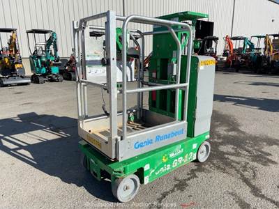 2018 Genie GR-12 12' Electric Vertical Mast Lift Personnel Man Aerial bidadoo