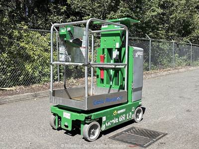 2016 Genie GR-12 12' Electric Vertical Mast Lift Personnel Man bidadoo -Repair