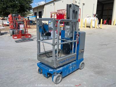 2017 Genie GR-20 20' Electric Vertical Mast Lift Personnel Man bidadoo