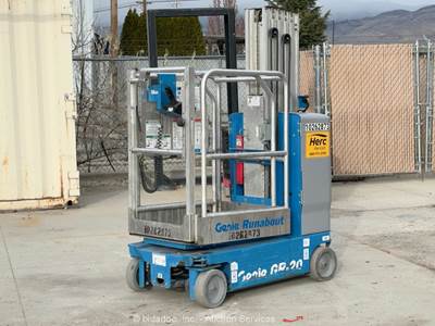 2018 Genie GR-20 20' Electric Vertical Mast Lift Personnel Man Aerial bidadoo