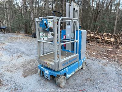 2018 Genie GR-20 19' Electric Mast Lift Portable Man Aerial Basket Boom bidadoo