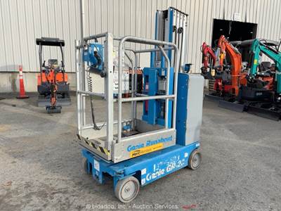2021 Genie GR-20 20' Electric Vertical Mast Lift Man Aerial Platform bidadoo