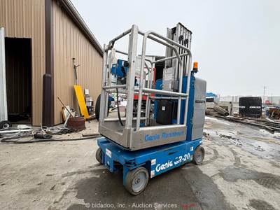 2015 Genie GR-20 19' 9" Electric Mast Lift Portable Man Aerial Push bidadoo