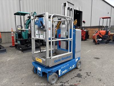 2018 Genie GR-20 20' Electric Vertical Mast Lift Personnel Man Aerial bidadoo