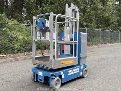 2017 Genie GR-20 20' Electric Vertical Mast Lift Personnel Man Aerial bidadoo