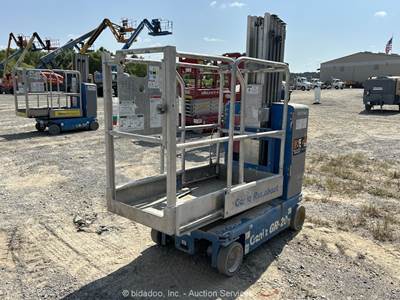 2019 Genie GR-20 20' Electric Vertical Mast Lift Personnel Aerial -Parts/Repair