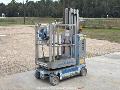 2015 Genie GR-20 20' Electric Vertical Mast Lift Man Aerial Platform bidadoo