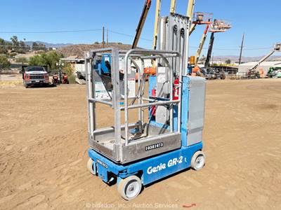 2015 Genie GR-20 20' Electric Vertical Mast Lift Personnel Man Aerial bidadoo