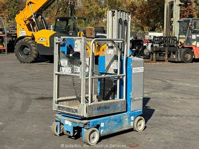 2016 Genie GR-20 20' Electric Vertical Mast Lift Personnel Man Aerial bidadoo
