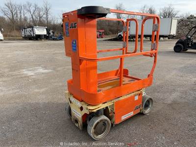 2020 JLG 1230ES 12' Electric Vertical Mast Lift Personnel Man Aerial bidadoo