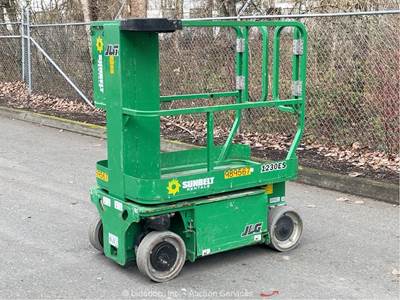 2017 JLG 1230ES 12' Electric Vertical Mast Lift Personnel Man Aerial bidadoo