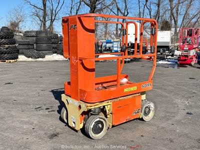 2019 JLG 1230ES 12' Electric Vertical Mast Lift Personnel Man Aerial bidadoo