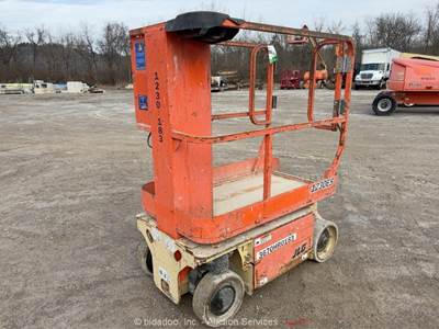 2016 JLG 1230ES 12' Electric Vertical Mast Lift Personnel Man Aerial bidadoo