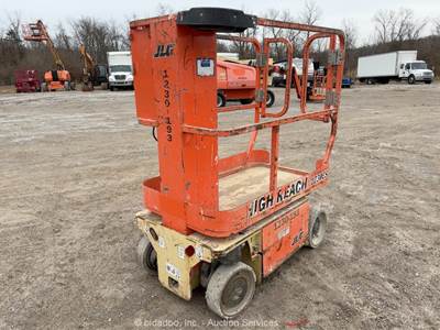 2016 JLG 1230ES 12' Electric Vertical Mast Lift Personnel Man bidadoo -Repair