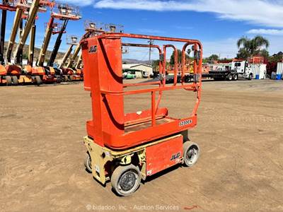 2015 JLG 1230ES 12' Electric Vertical Mast Lift Personnel Man Aerial bidadoo