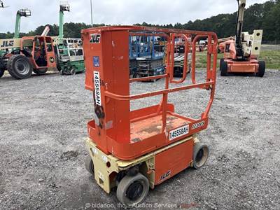 2014 JLG 1230ES 12' Electric Vertical Mast Lift Personnel Man Aerial bidadoo