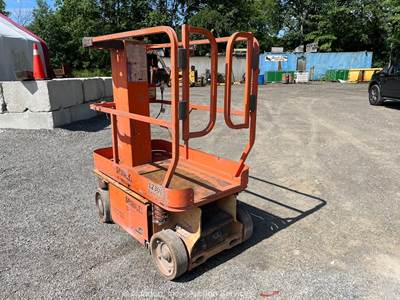 JLG 1230 ES 12' Electric Vertical Mast Lift Personnel Man Aerial Manlift bidadoo