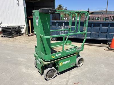 2016 JLG 1230ES 12' Electric Vertical Mast Lift Personnel Man Aerial bidadoo