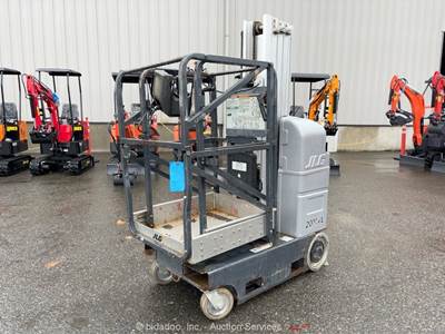 2017 JLG 20MVL 20' Electric Vertical Mast Lift Personnel Man -Parts/Repair