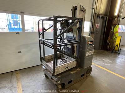 2013 JLG 20MVL 20' Electric Vertical Mast Lift Personnel Aerial -Parts/Repair