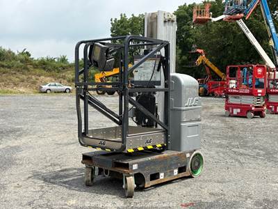 2016 JLG 20MVL 19.5 ft Electric Vertical Mast Lift Personnel Man Aerial bidadoo