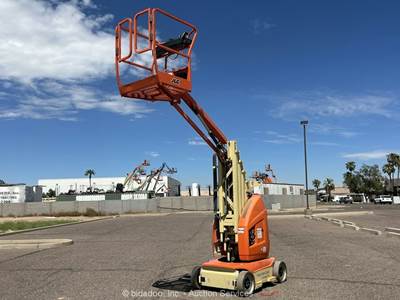 2019 JLG Toucan 26E 26' Electric Vertical Mast Lift Personnel Man Stock bidadoo